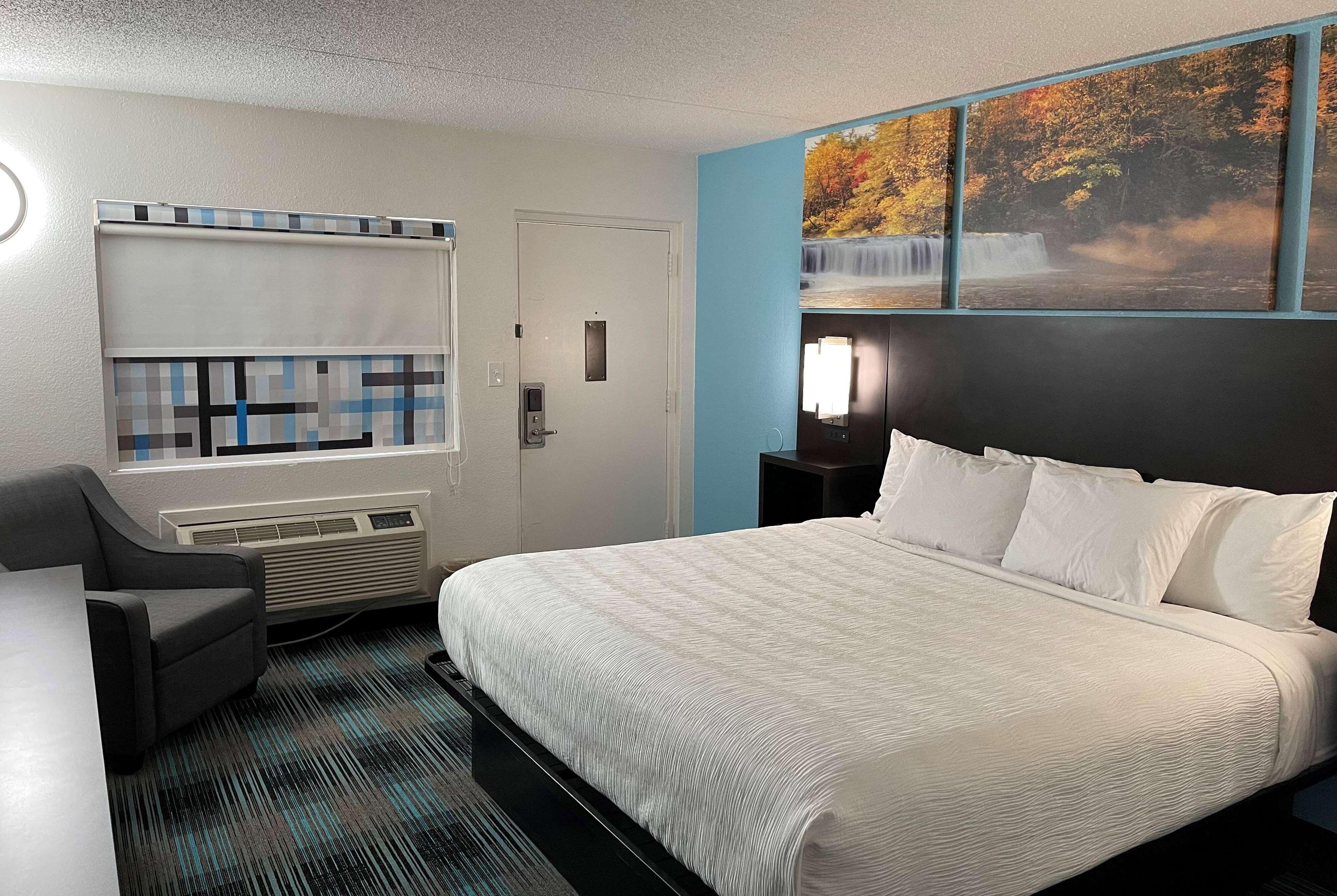 Days Inn By Wyndham Calhoun Ga I-75 And Us-41 Exterior foto