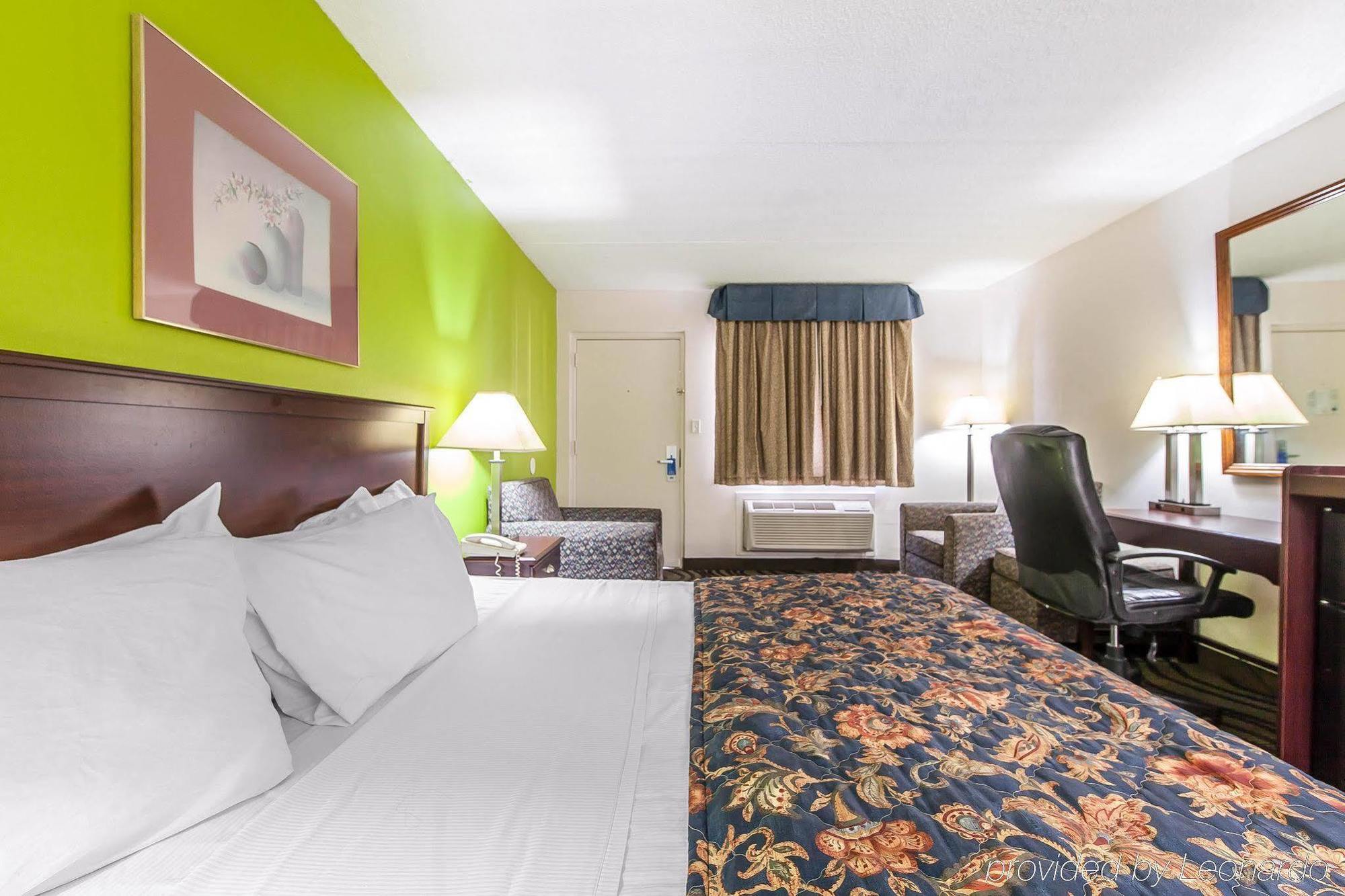 Days Inn By Wyndham Calhoun Ga I-75 And Us-41 Exterior foto